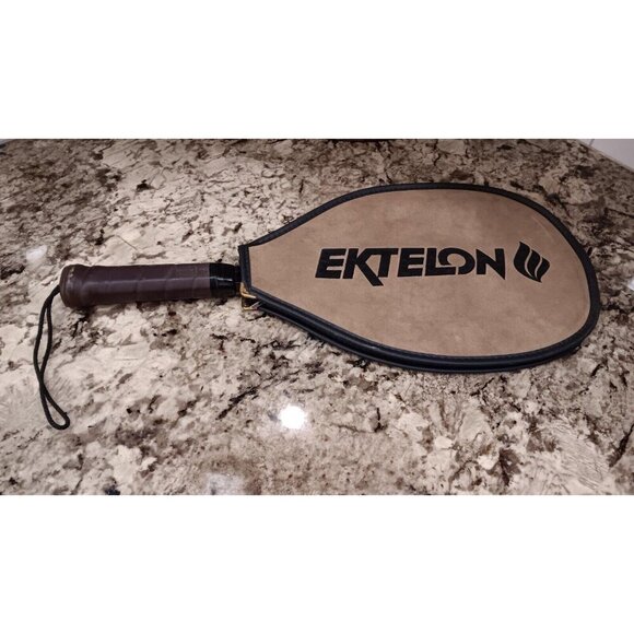 Ektelon 250g Composite Racquetball Racket w/ Case In Excellent Condition - Picture 2 of 10